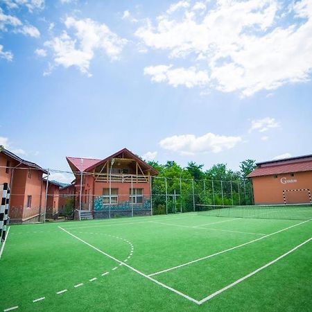Hotel Gclub Breáza Kültér fotó