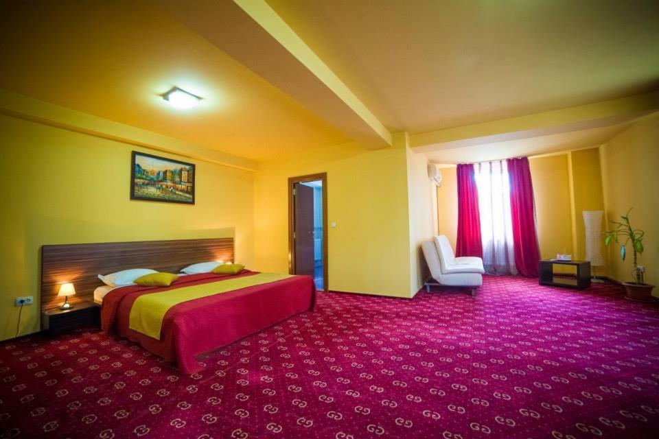 Hotel Gclub Breáza Szoba fotó